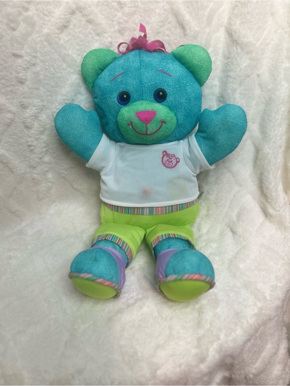 Vintage-Retro 90s/Y2K Doodle Bear Blue-Green with Shirt